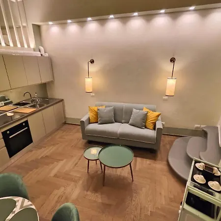 Pilastri - Attractions At Your Fingertips - Apartment Florenz